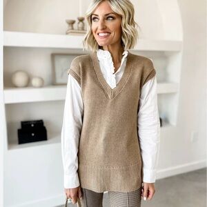 LOFT Women's V-Neck Tan Sweater Vest
